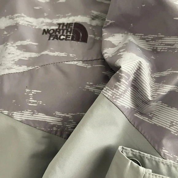 The North Face Venture DryVent Waterproof Hooded Rain Jacket Women’s Small - Picture 6 of 12